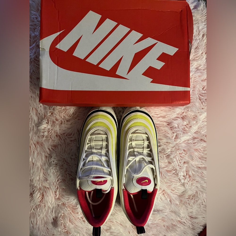 Brand new Nike Air Max - Picture 3 of 6